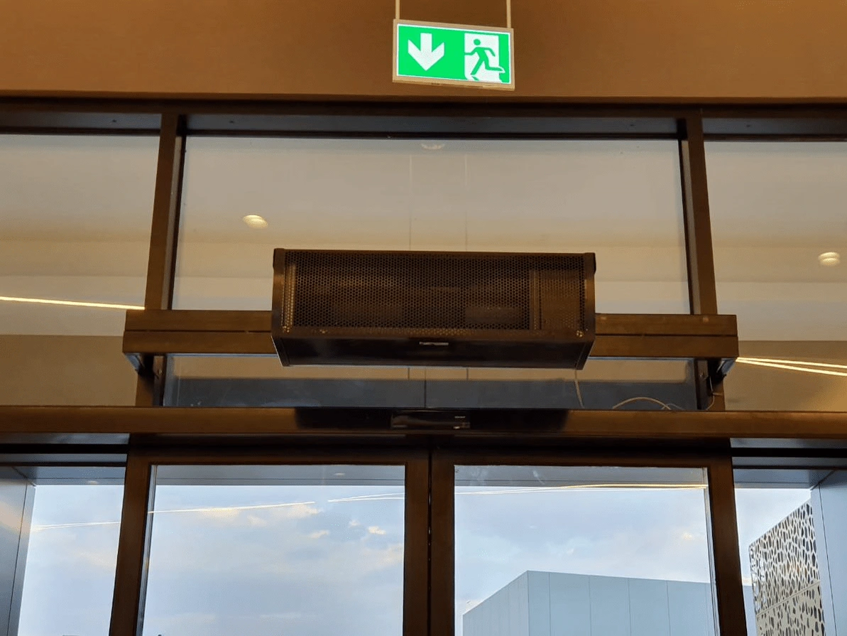 Advantages of Stavoklima Air Curtain Li0 at vox