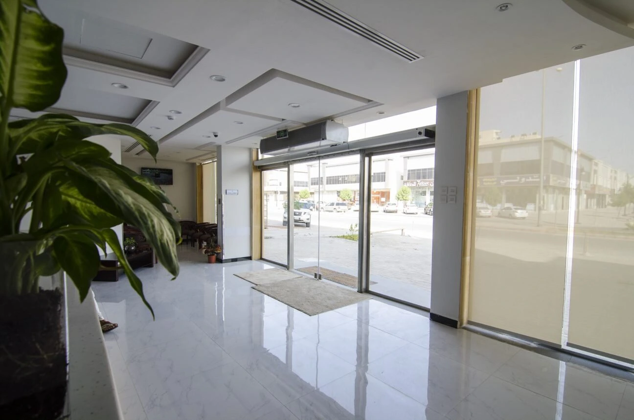 air curtains in Mshhor Eye Experts Center