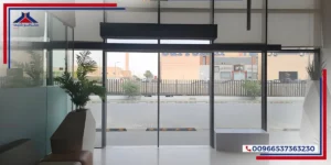 ستائر هوائية تركب فوق أبواب المحلات