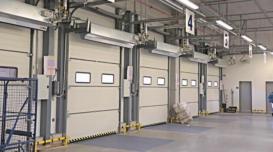 الستائر الهوائية الصناعية لغرف التبريد في المعامل والمصانع وغرف التبريد