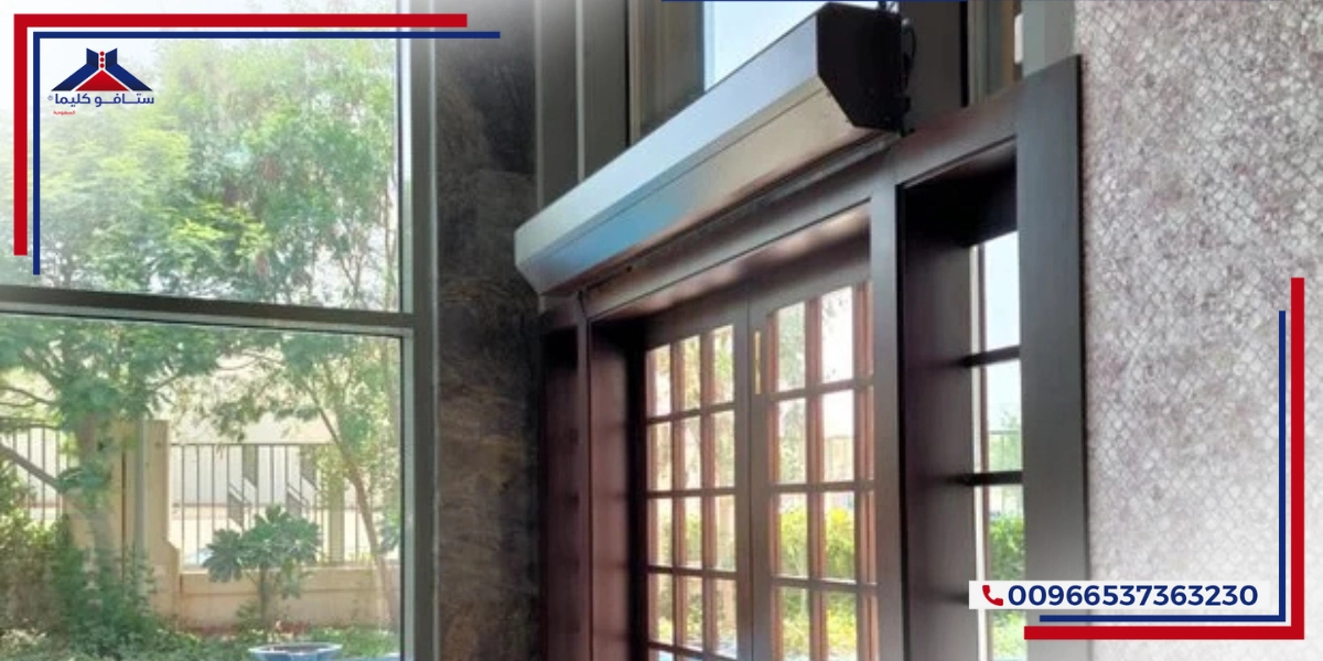 air curtain in Crowne Plaza Hotel