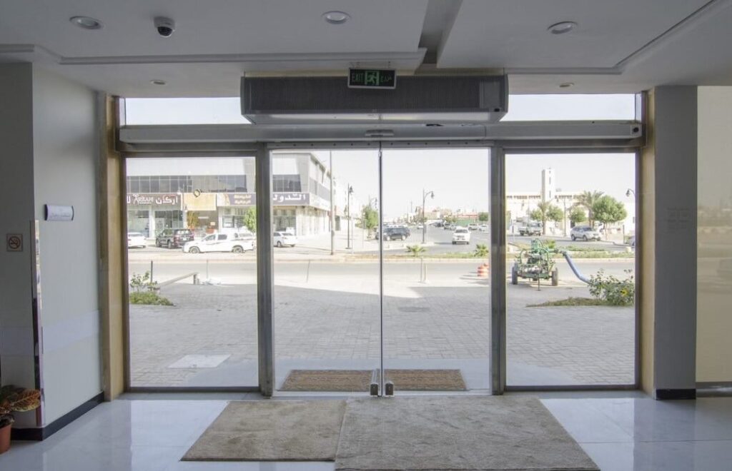 Air curtains Mashhour Center for Eye Experts in Riyadh - air curtain in Saudi Arabia
