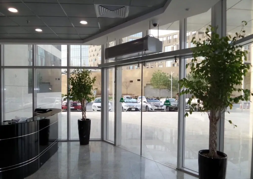 Types of Air Curtains Offered by Stavoklima, the Leading Company in Saudi Arabia
